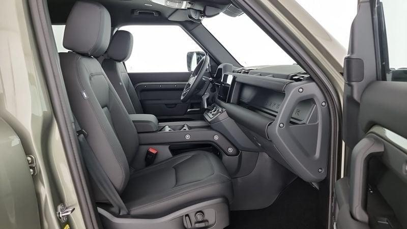 Land Rover Defender 110 3.0D I6 200 CV AWD Auto X-Dynamic SE