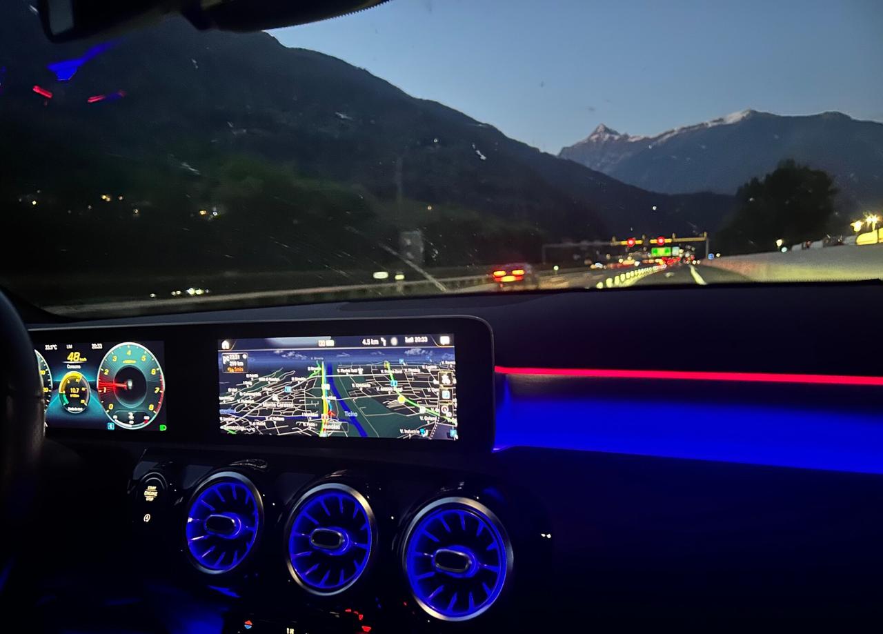 Mercedes-benz A 200 Premium AMG