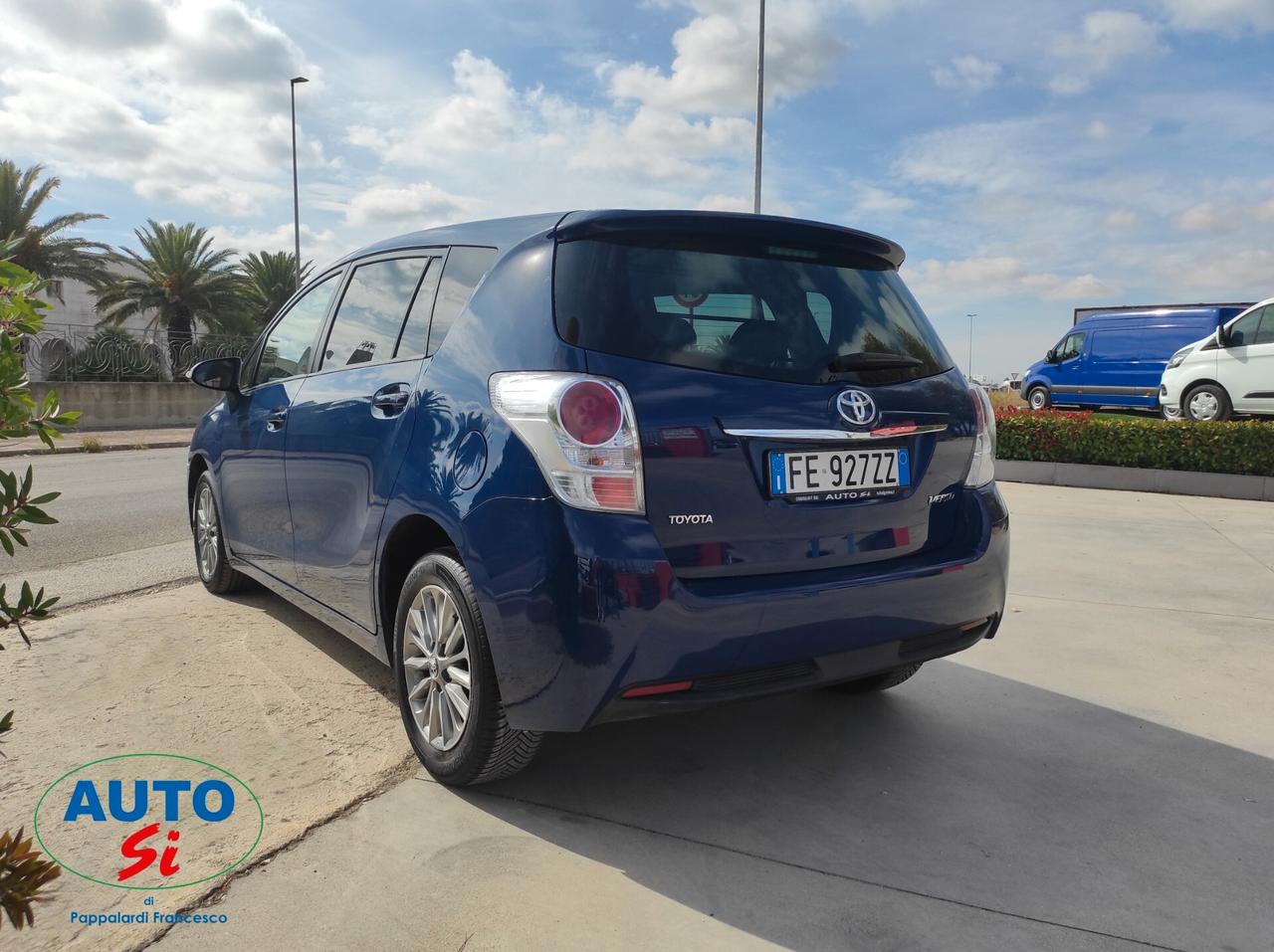 Toyota Verso 1.6 D-4D - 110cv 5 POSTI AUTOCARRO