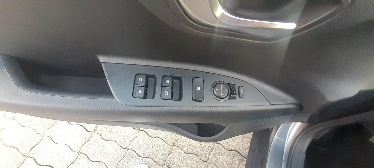 Kia Stonic 1.2 MPI Style "IVA ESPOSTA"