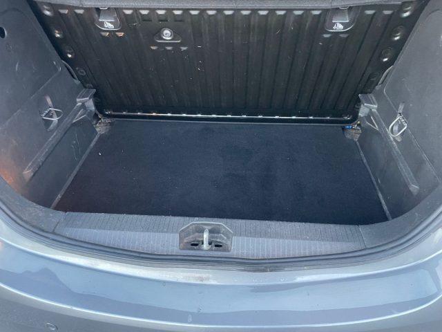OPEL Corsa 1.4 BENZ GPL 90CV 5 porte ADATTA NEOPATENTATI