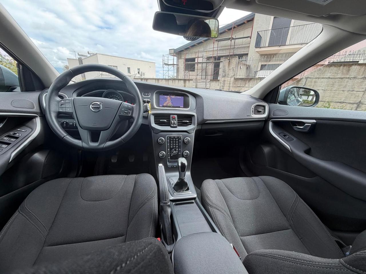 Volvo V40 D2 DISPLAY/NAVI