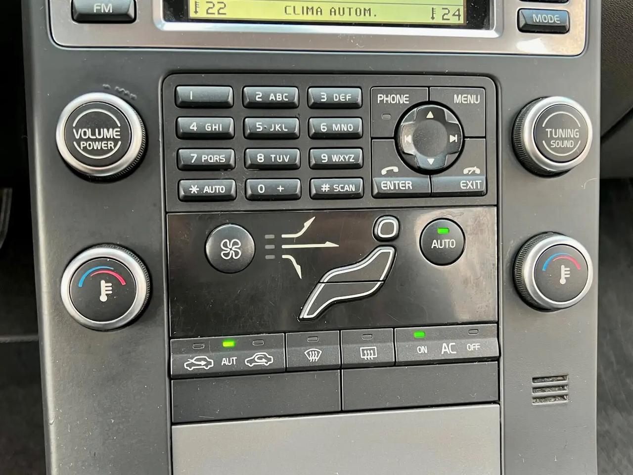 Volvo V70 2.0 D 136cv 6M Kinetic