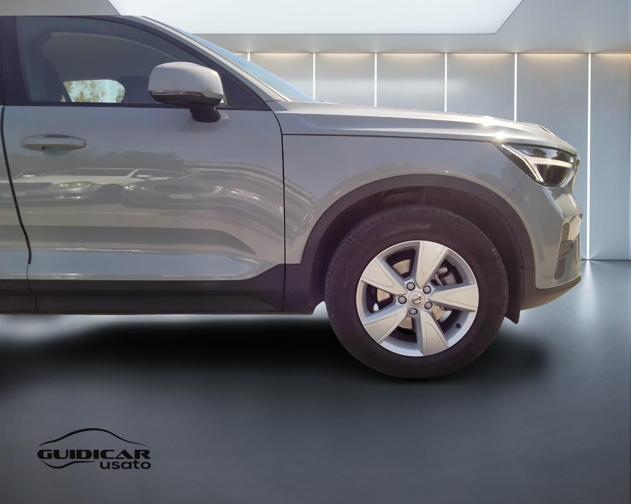 VOLVO XC40 2023 - XC40 1.5 t2 Essential auto