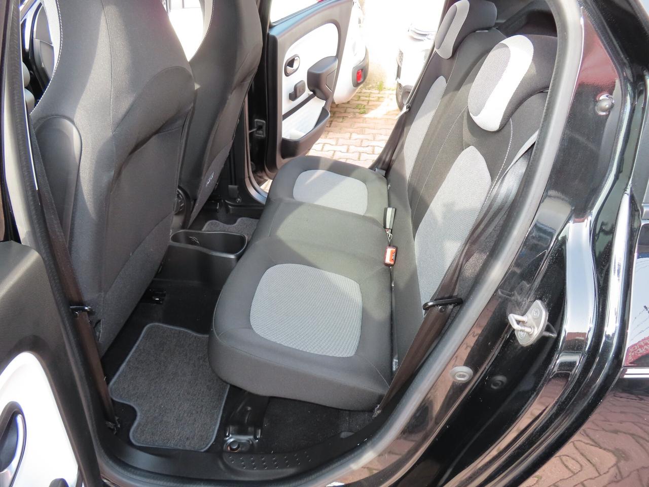 Renault Twingo BENZINA NAVI-CAMERA KM CERT 18