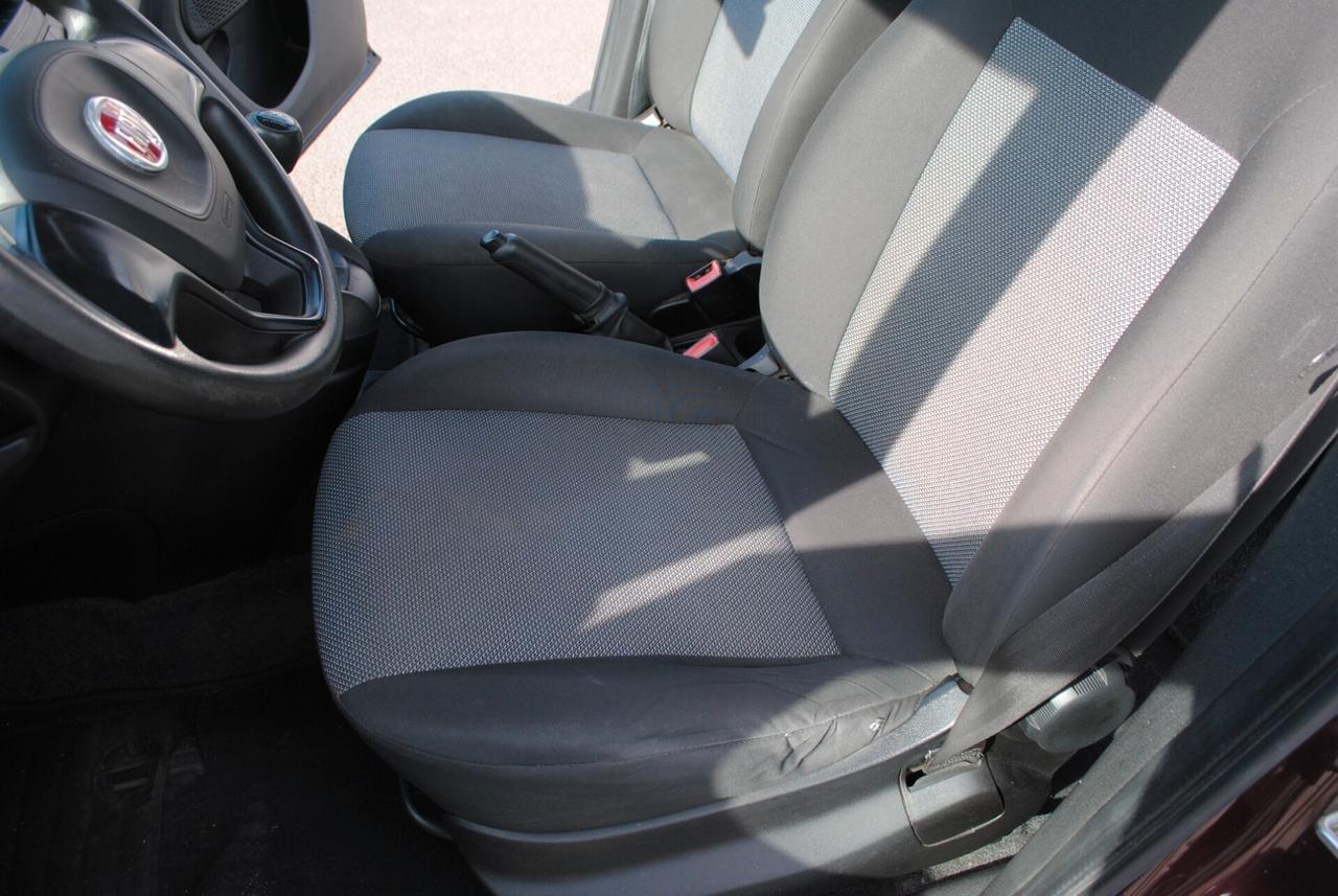 FIAT DOBLO' 1.4 BENZ/GPL 95 CV, 7 POSTI