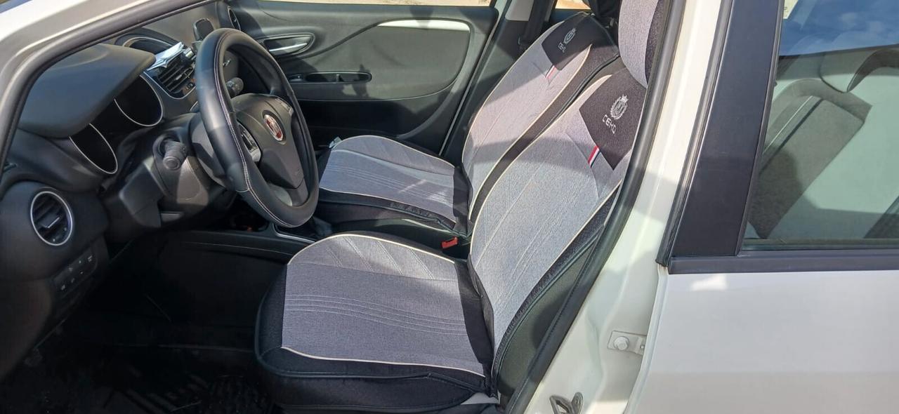 Fiat Punto 1.3 MJT II 75 CV 5P Lounge - 2012