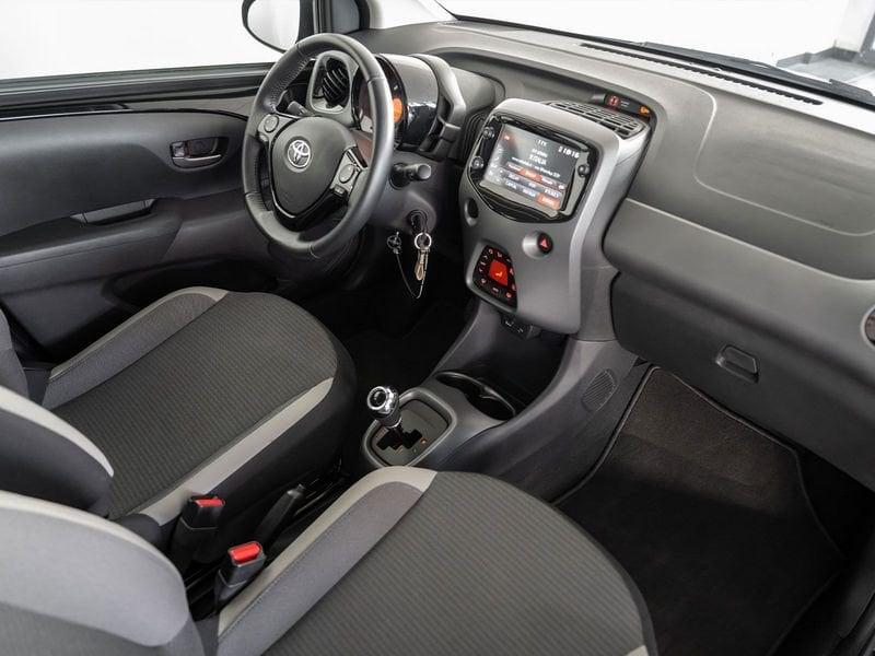 Toyota Aygo Aygo Connect 1.0 VVT-i 72 CV 5 porte x-play MMT