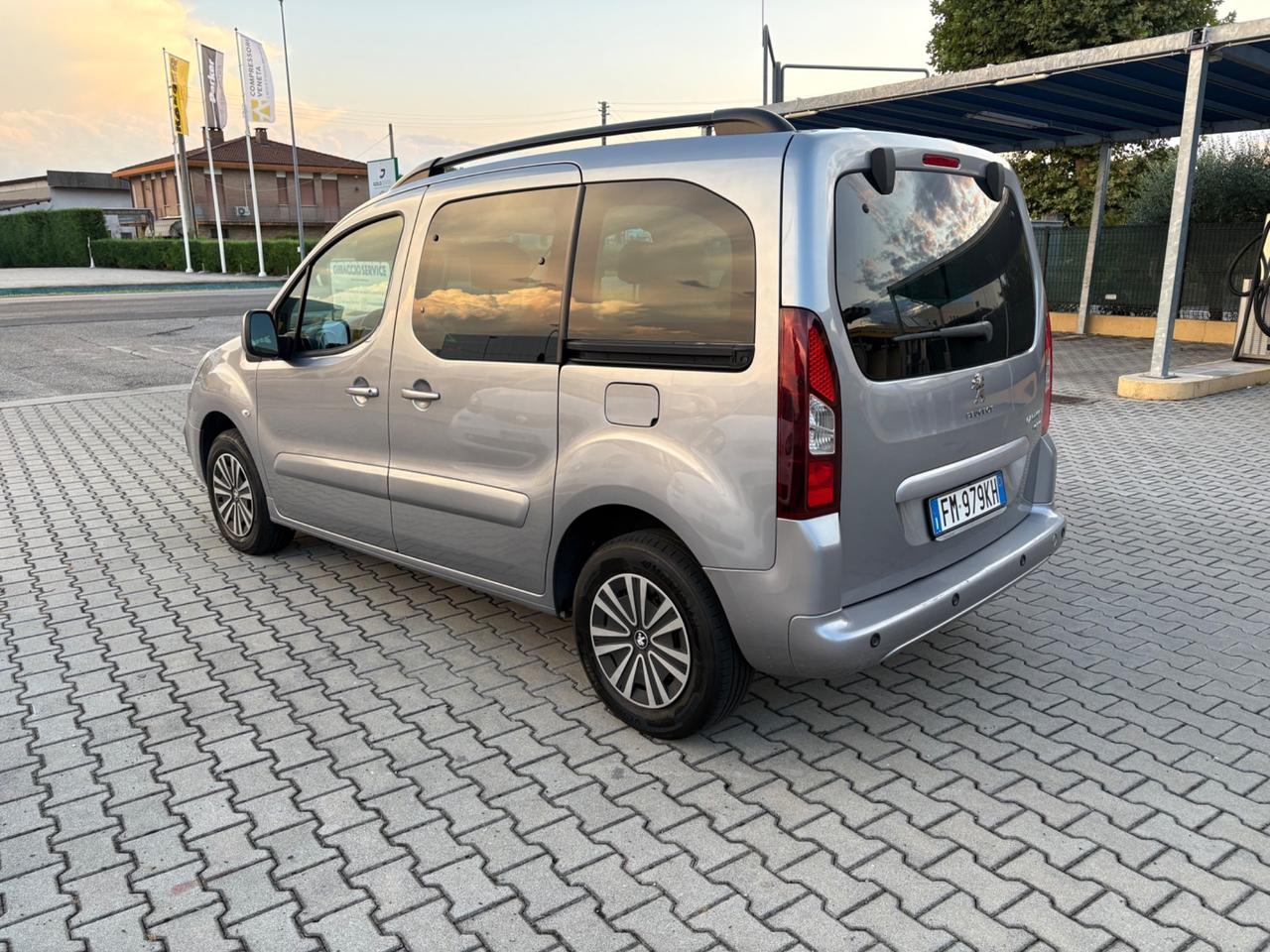 Peugeot Partner Tepee BlueHDi 120 S&S Active
