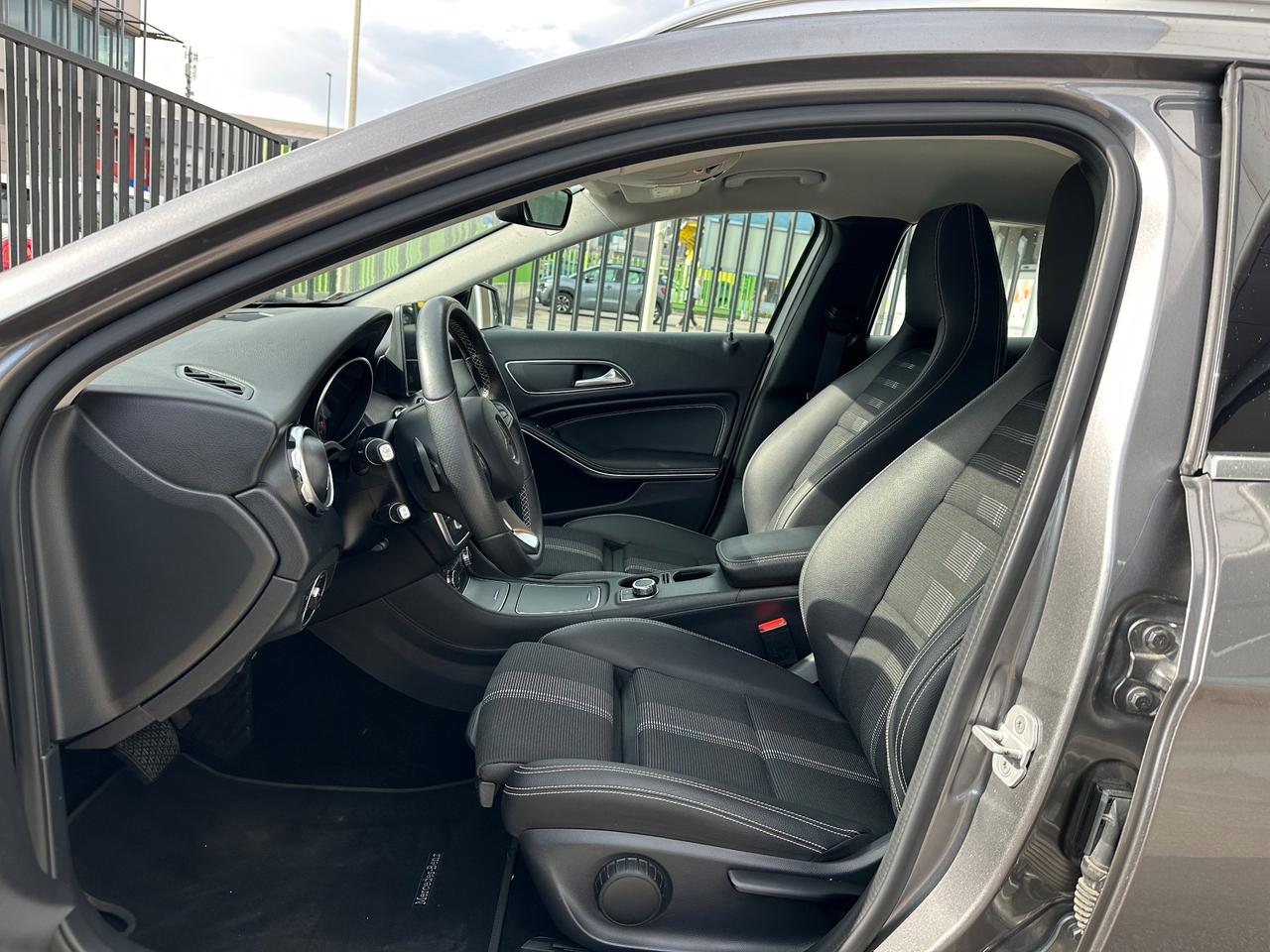 Mercedes-benz GLA 200 d Premium