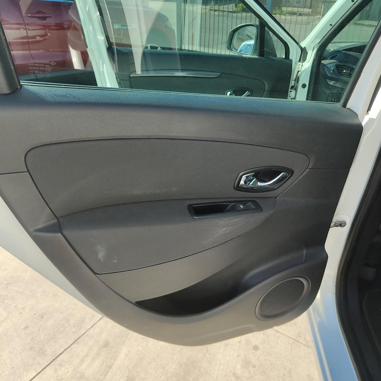 Renault Scenic Scénic XMod dCi 110 CV Start&Stop Energy Limited