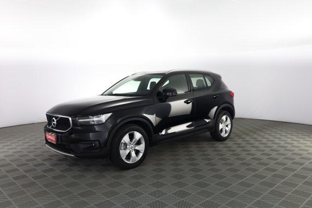 VOLVO XC40 XC40 B4 AWD Geartronic Momentum
