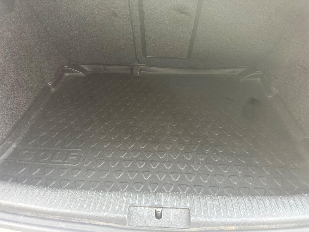 Volkswagen Golf 1.6 TDI DPF 5p. Highline