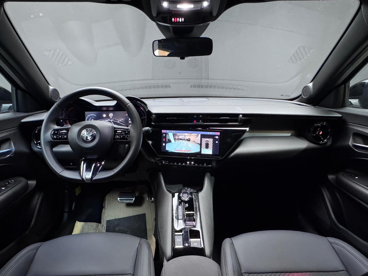 ALFA ROMEO Junior 1.2 136 CV Hybrid eDCT6 Speciale