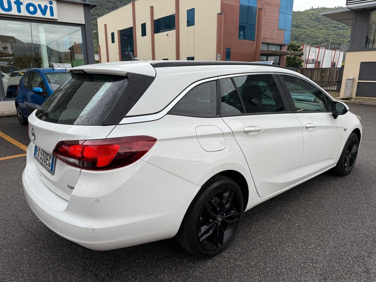 Opel Astra 1.6 CDTi 136CV Automatica Sports Tourer Business