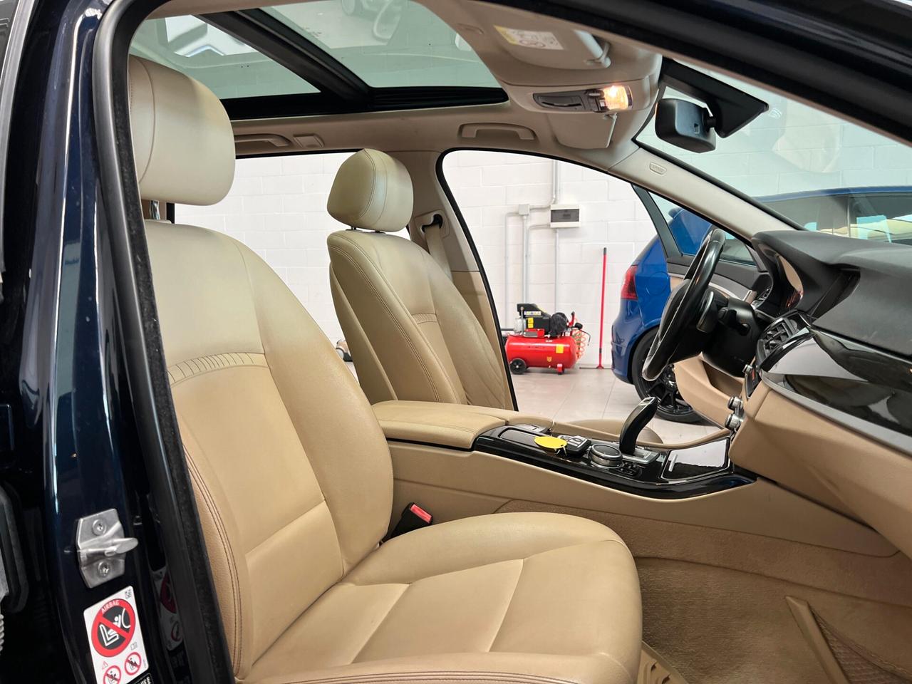 Bmw 520 520d xDrive Touring Luxury