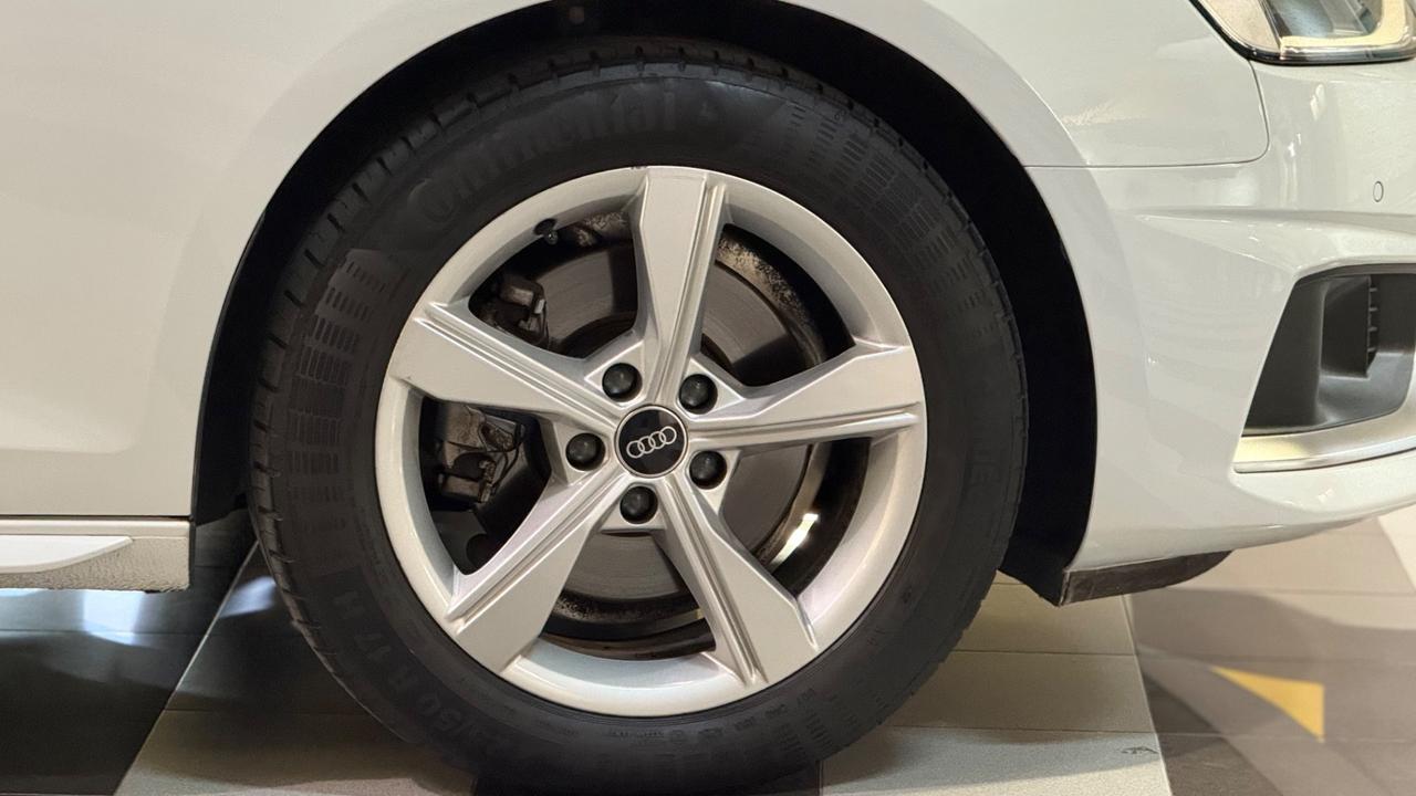 Audi A4 Avant 35 TDI/163 CV S tronic Business Advanced