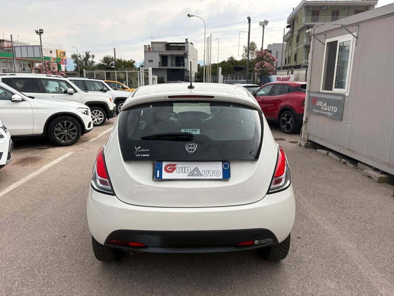 Lancia Ypsilon 1.2 69 CV 5 porte GPL Alberta Ferretti