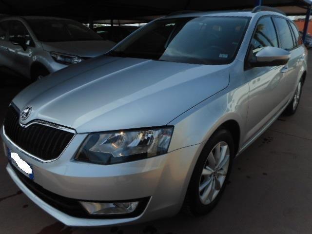 SKODA Octavia Octavia 1.6 TDI CR 110 CV DSG W. Execut.