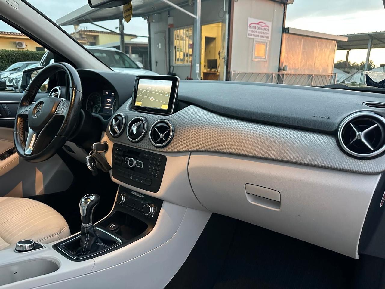 Mercedes Classe B 200