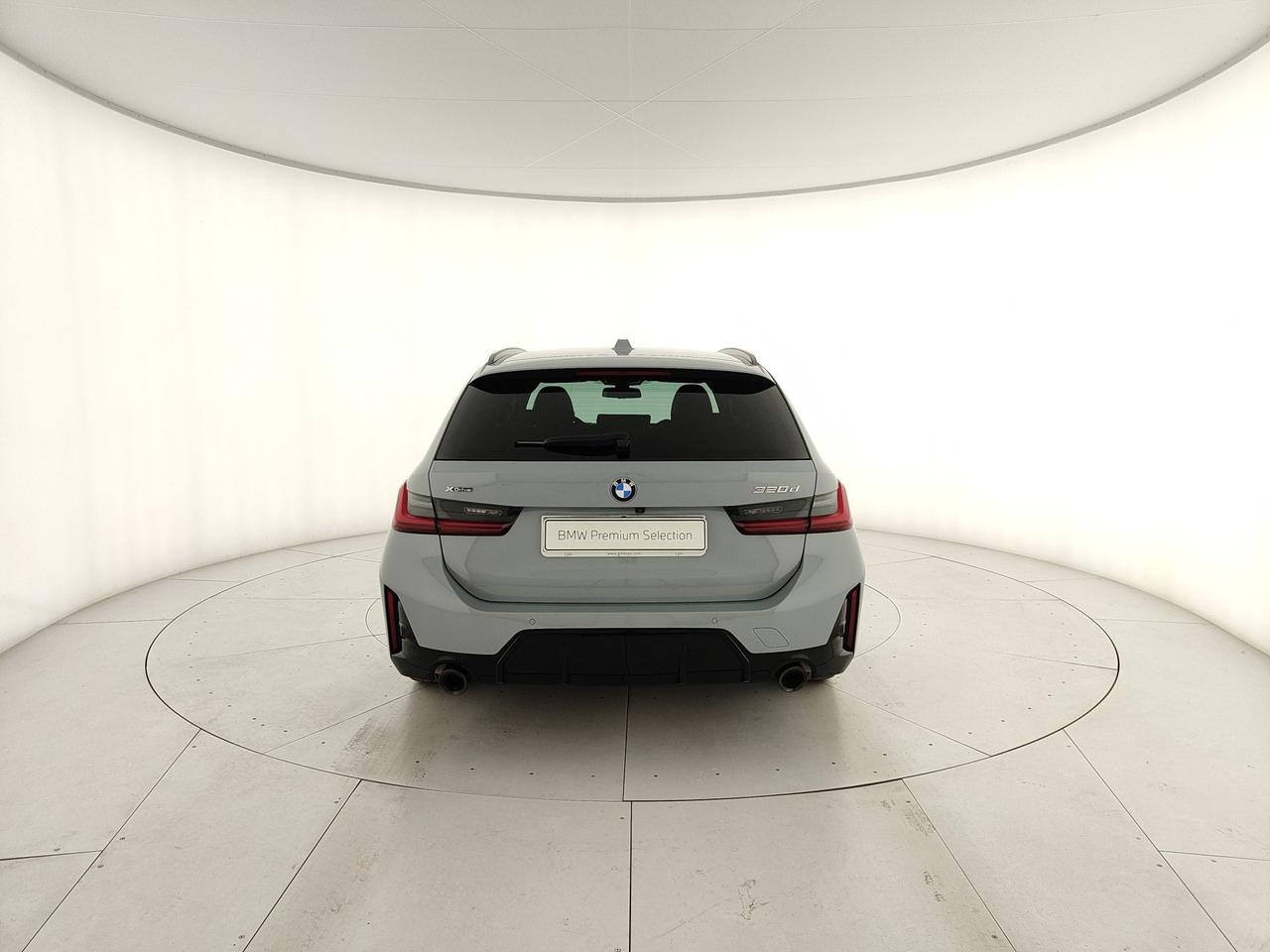 BMW 320d Touring mhev 48V xdrive MSport auto