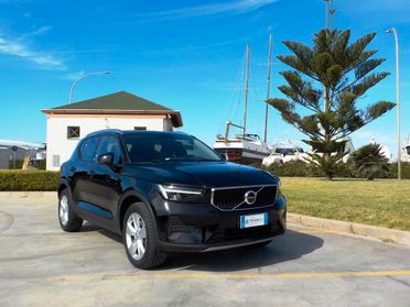 Volvo XC40 B3 automatico Core