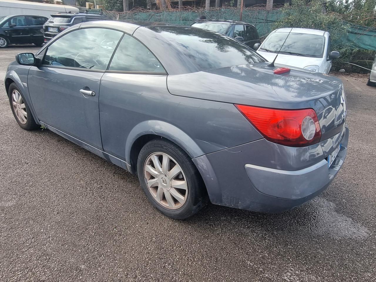 Renault Megane Mégane C-C 1.9 dCi/130CV Luxe