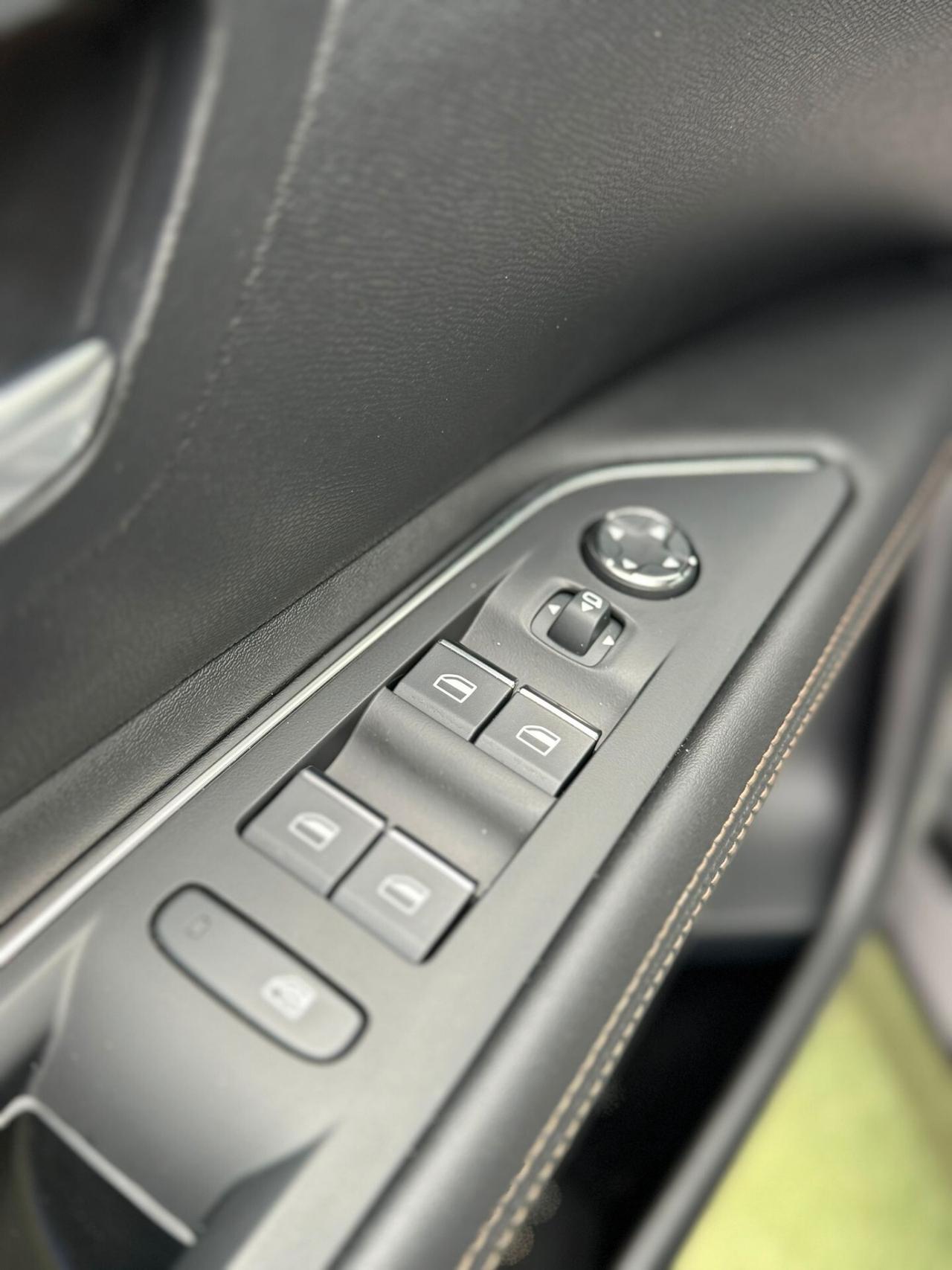 Peugeot 3008 BlueHDi 130 S&S EAT8 GT FULL OPTIONAL