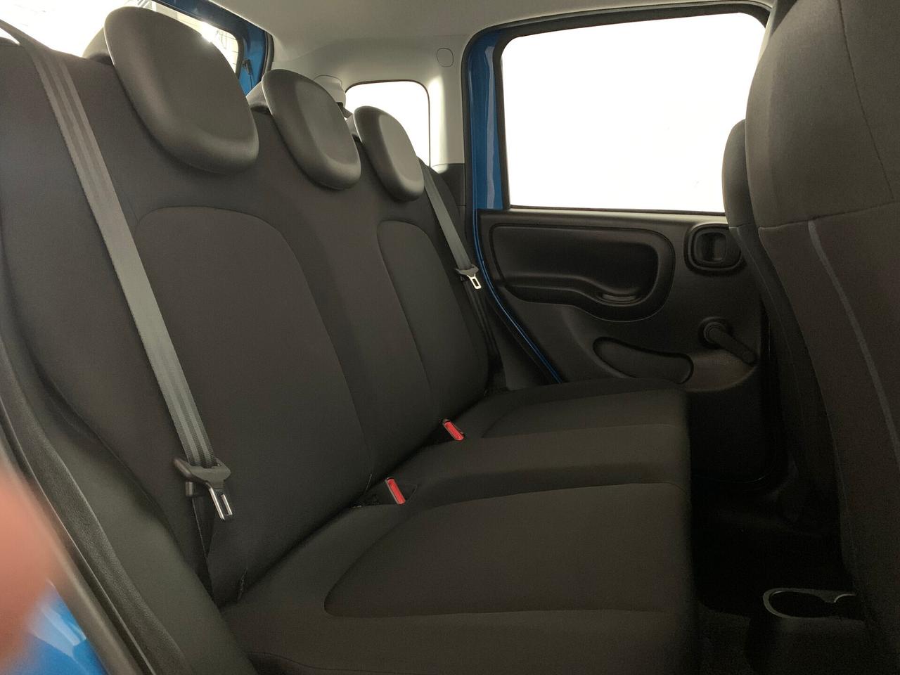 FIAT PANDA 3* ICON Hybrid - NO VINCOLI FINANZIARI - Garanzia 16 mesi