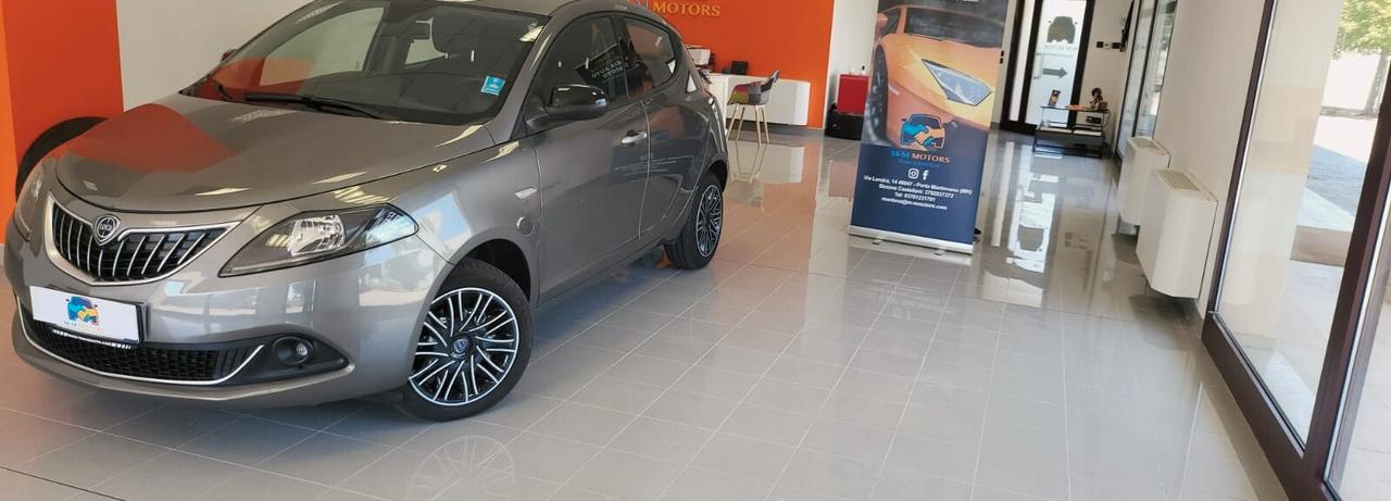 Lancia Ypsilon 1.0 FireFly 5 porte S&S Hybrid Silver Plus
