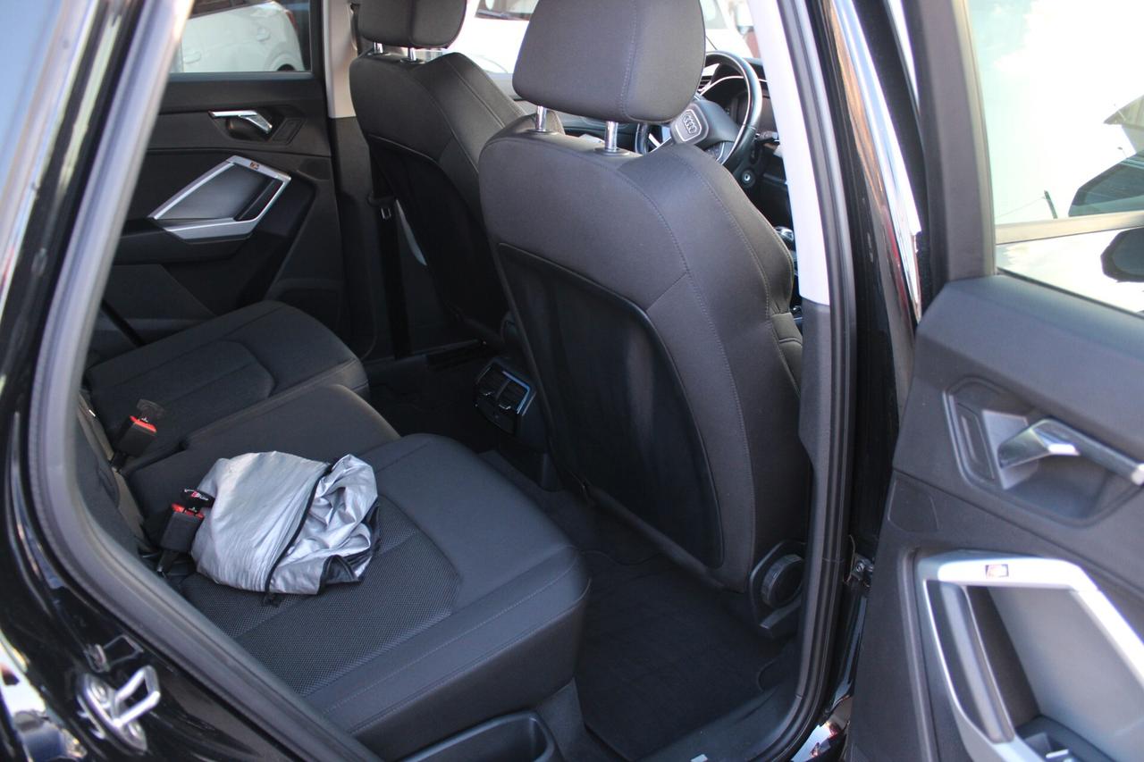Audi Q3 35 TDI quattro Business