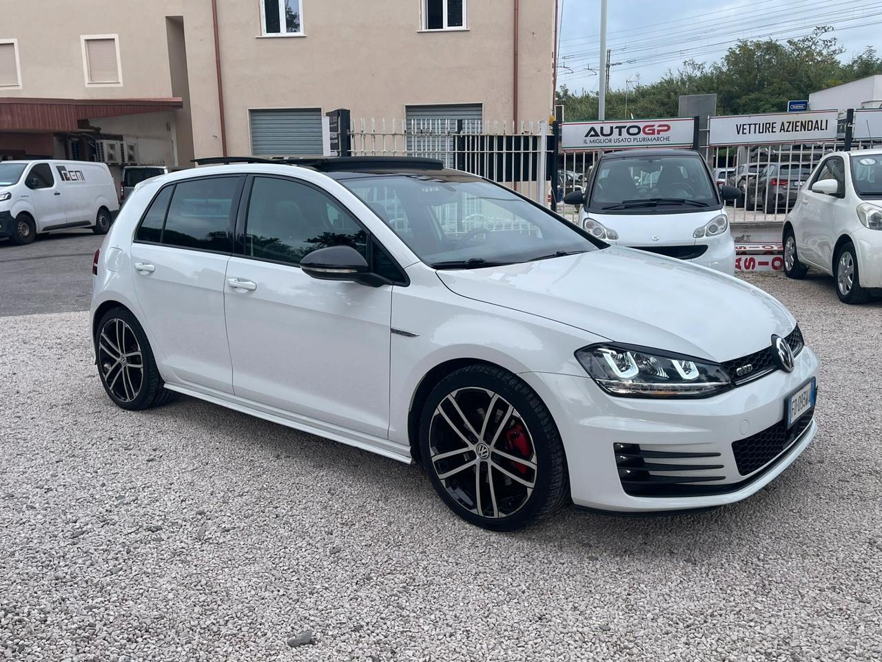 Volkswagen Golf GTD 2.0 TDI DSG 5p TETTO, NAVI, PELLE, LED