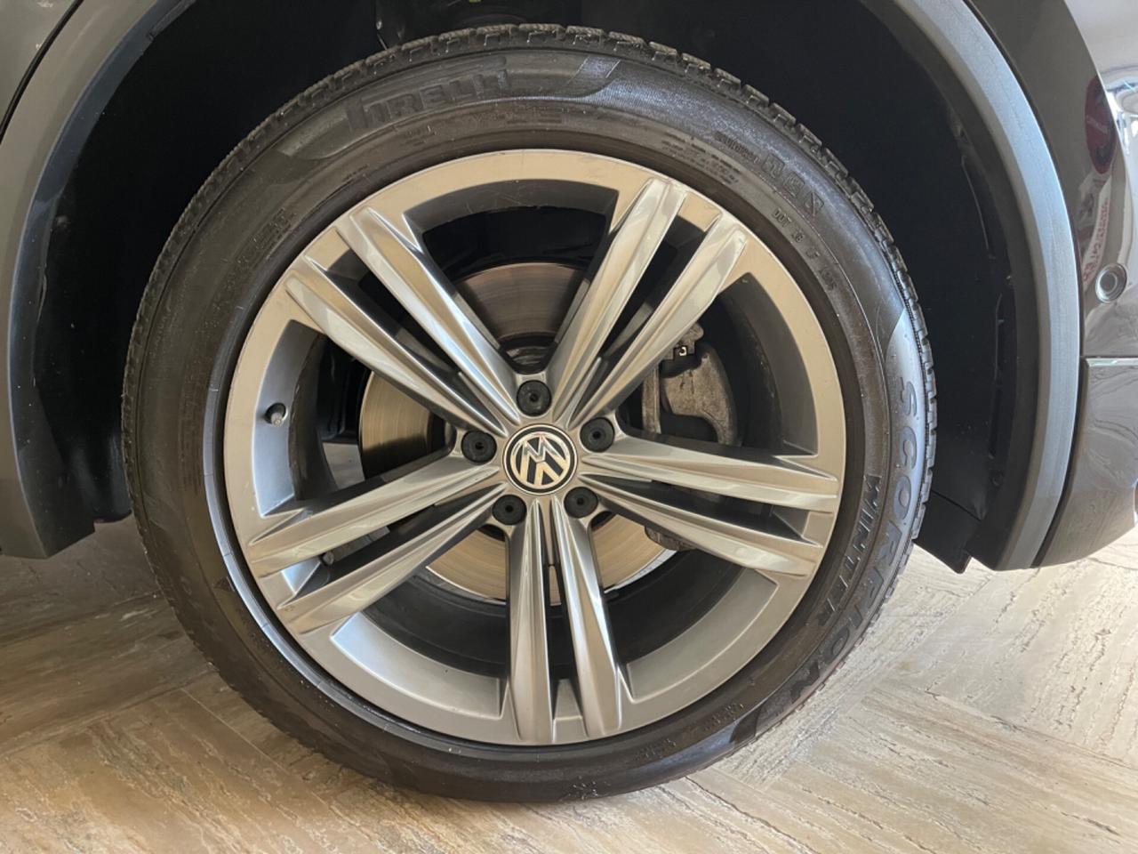 VOLKSWAGEN TIGUAN ALLSPACE TDI R-Line 2020