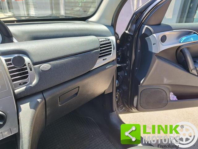 LANCIA Ypsilon 1.2 69 CV PLATINUM - IMP. GPL - GARANZIA 12 MESI