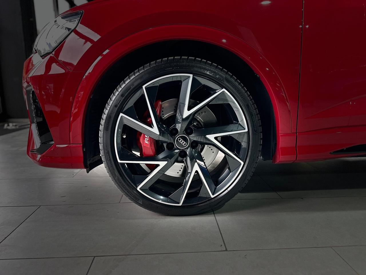 Audi Q3 RS SPB quattro S tronic identity black