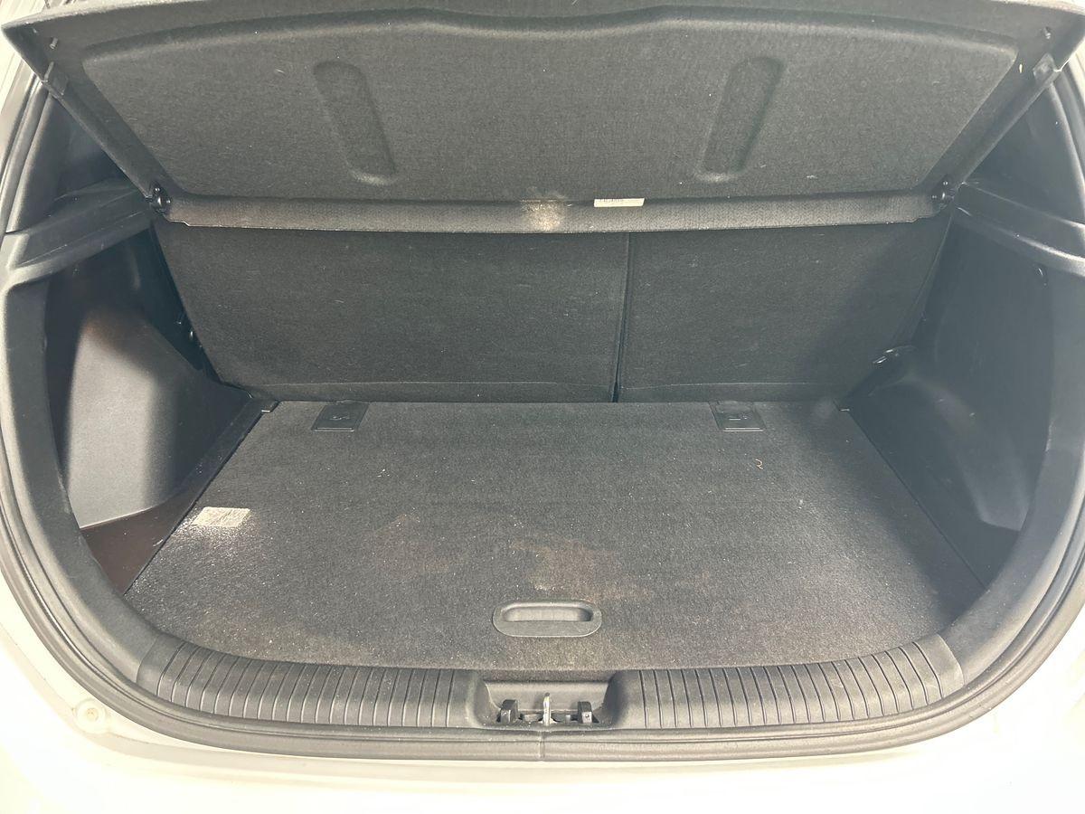 HYUNDAI ix20 - ix20 1.4 Comfort FL E6
