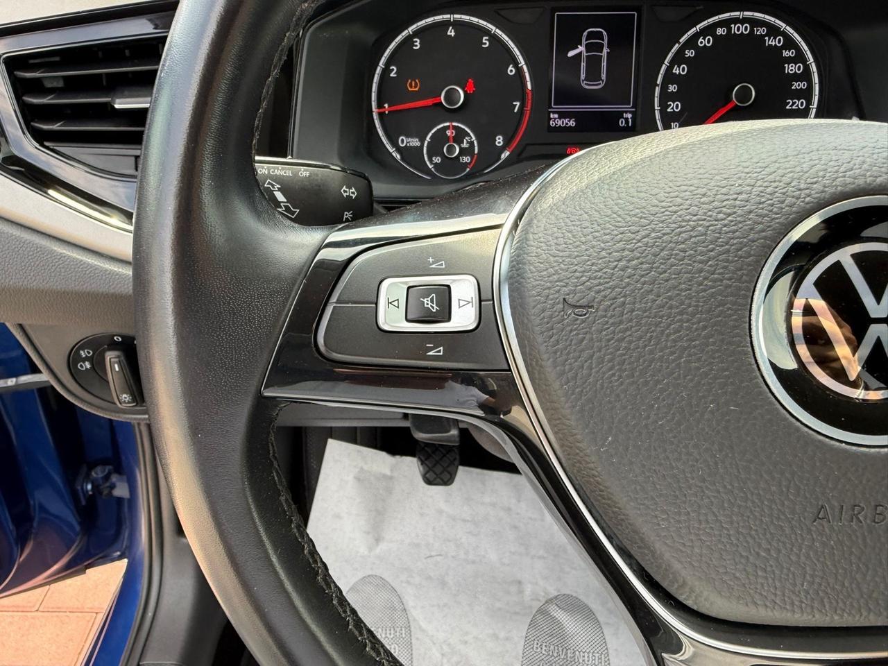 Volkswagen Polo 1.0 TSI R-Line NEOPATENTATI