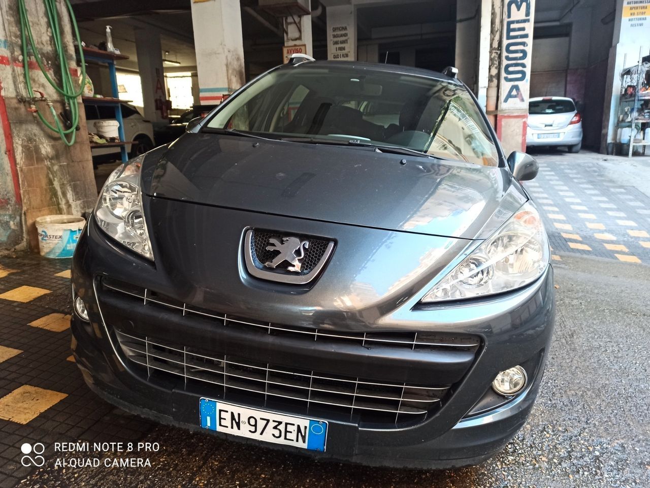 Peugeot 207 1.6 8V HDi 93CV SW Ciel Allure