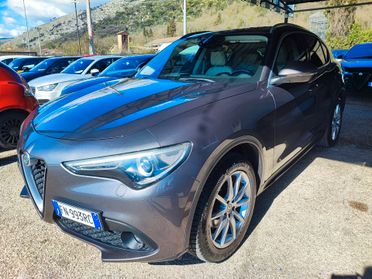 Alfa Romeo Stelvio 2.2 Turbodiesel 180 CV AT8 Q4 Super