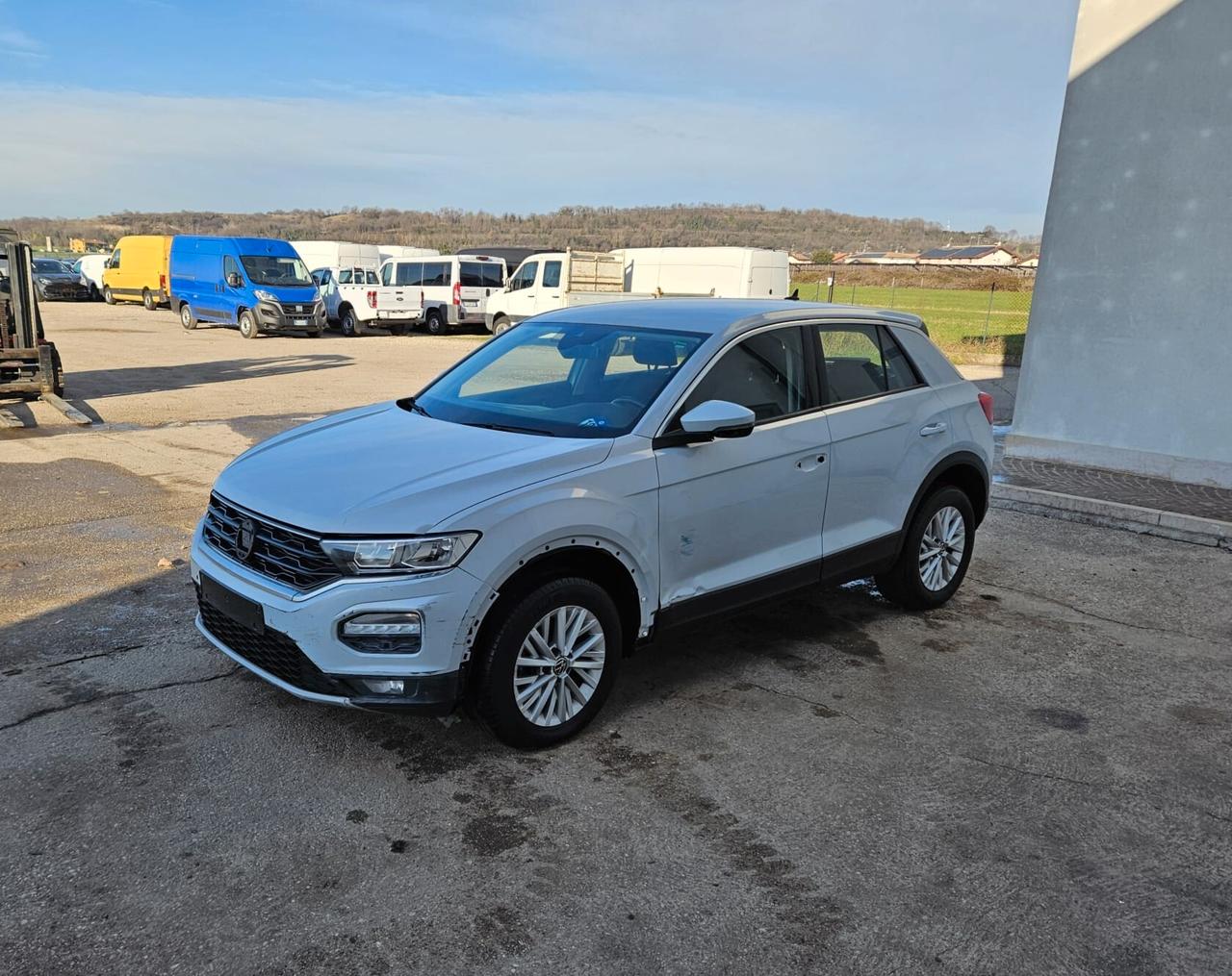 Volkswagen T-Roc 1.6 tdi Advanced FURTO PARZIALE