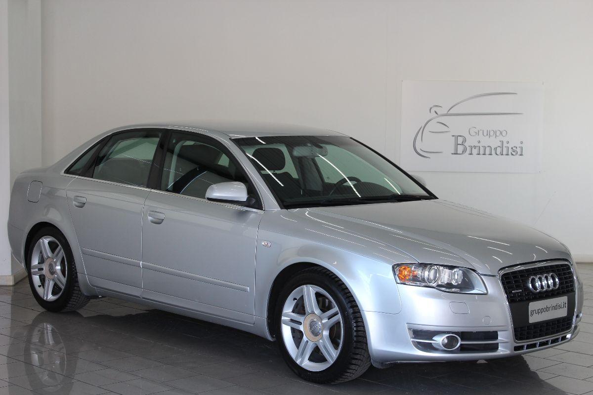 AUDI - A4 - 3.0 TDI quattro S tronic