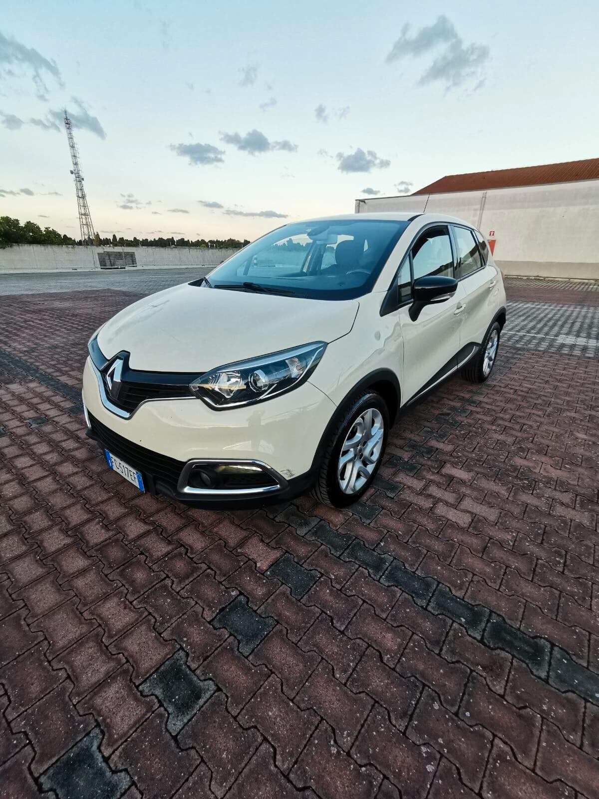 Renault Captur dCi 8V 90 CV EDC Energy - 12/2015