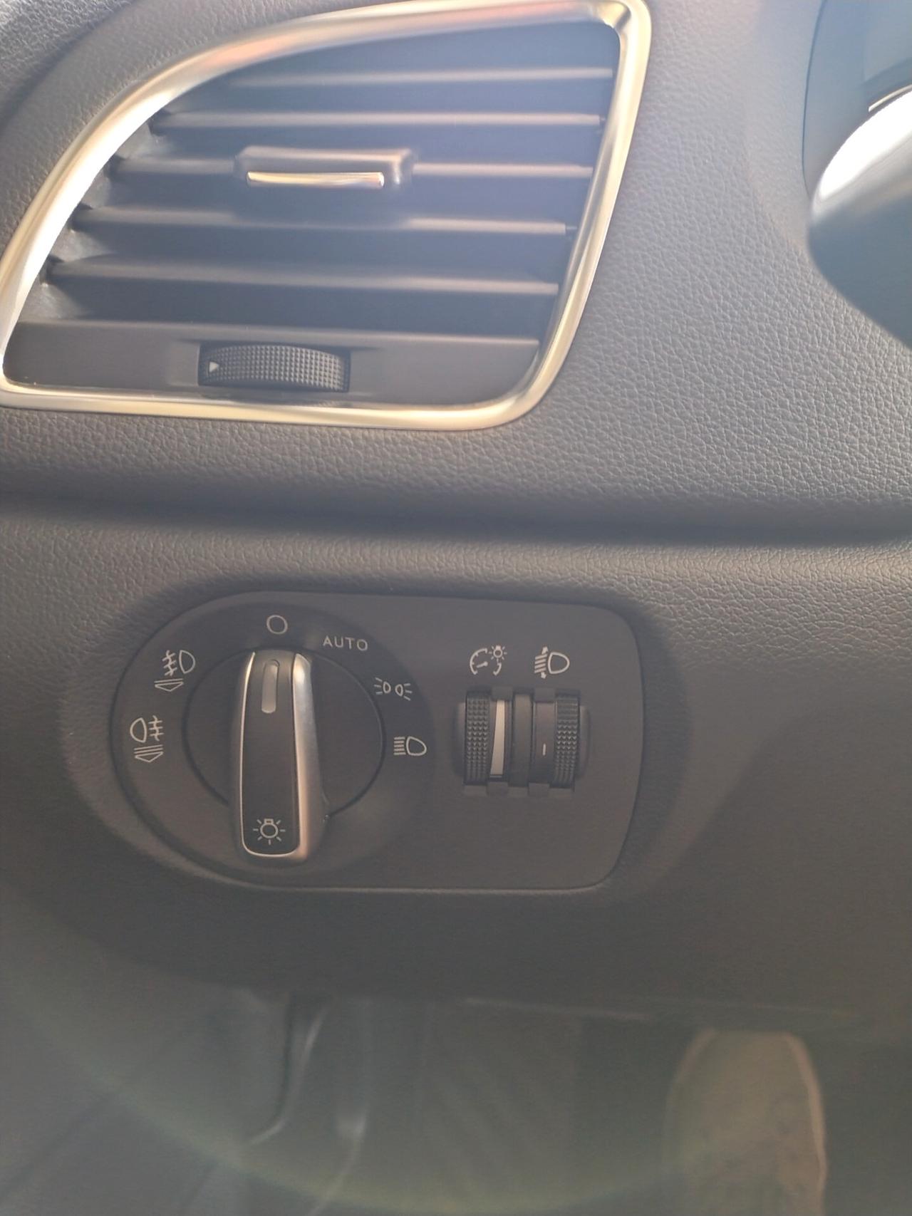 Audi Q3 2.0 TDI quattro BUSINESS PLUS