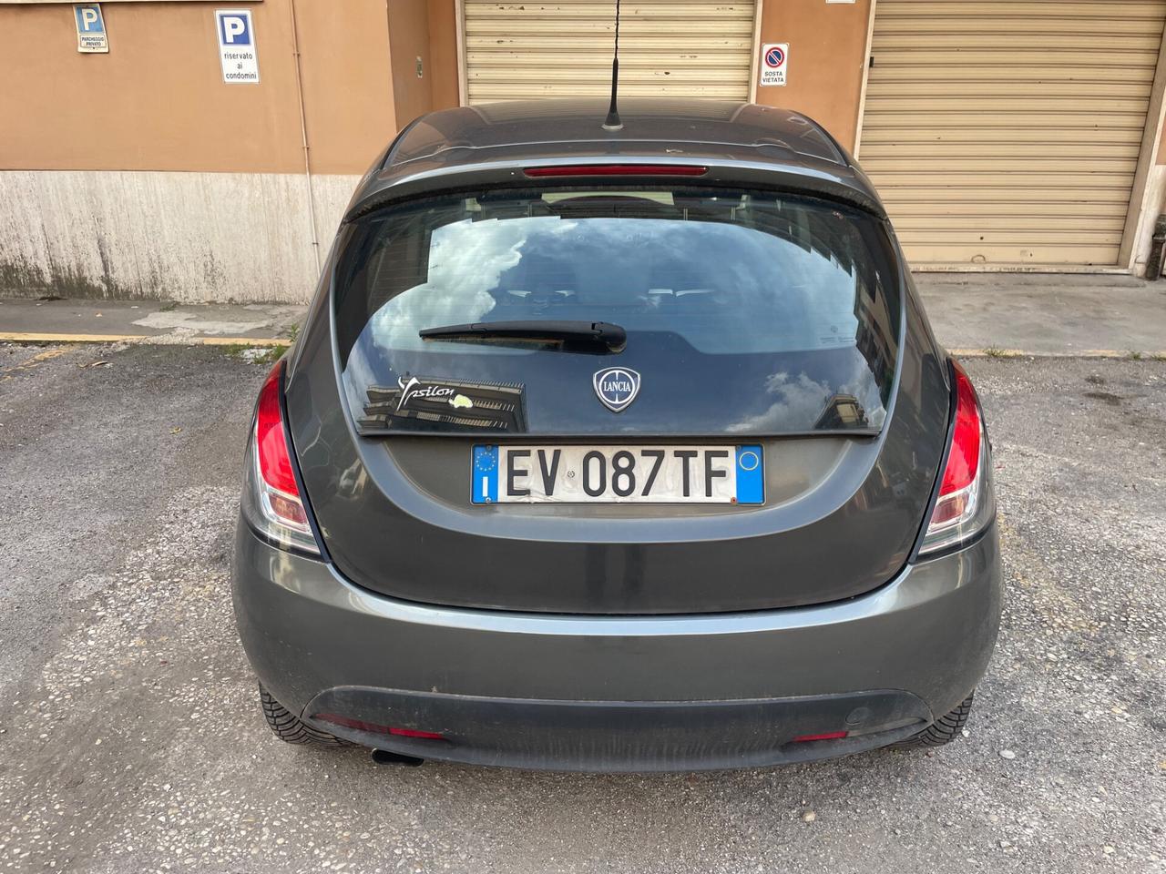 Lancia Ypsilon 1.2 69 CV 5 porte “PERFETTA”