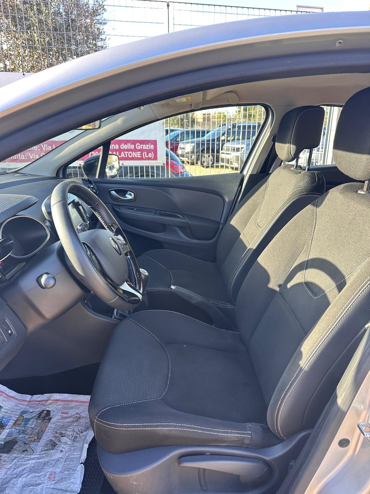Renault Clio dCi 75CV-2016 NAVI/16"