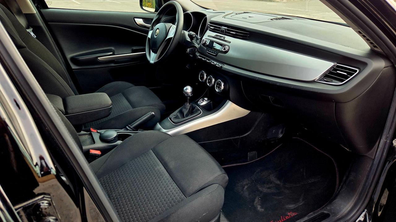 Alfa Romeo Giulietta 1.4 Turbo MultiAir Distinctive