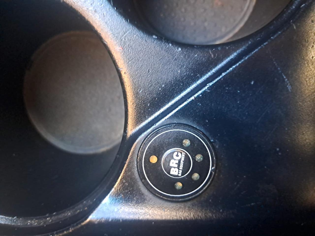 Hyundai i10 1.1 Benz-GPL-NEOPATENTATI-Euro4800
