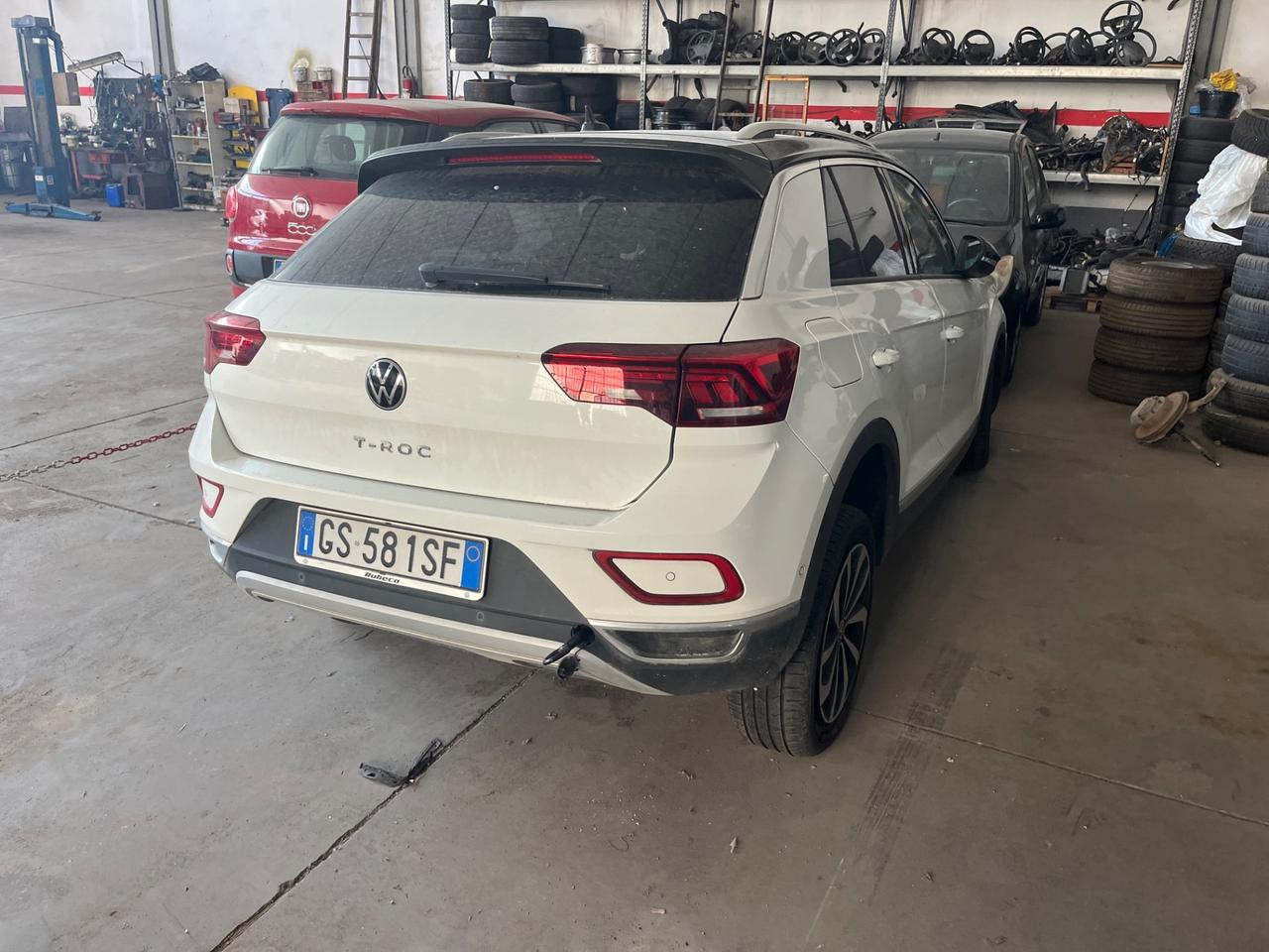 Volkswagen T-Roc 1.0 TSI Life 2024 26.000 KM INCIDENTATA