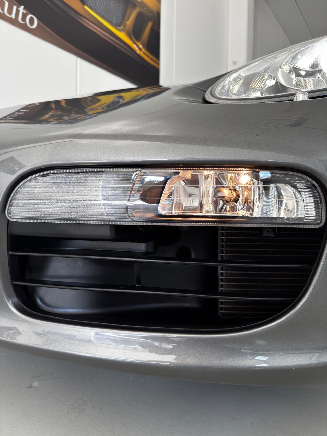 Porsche Boxster 2.7 24V solo 31519 km