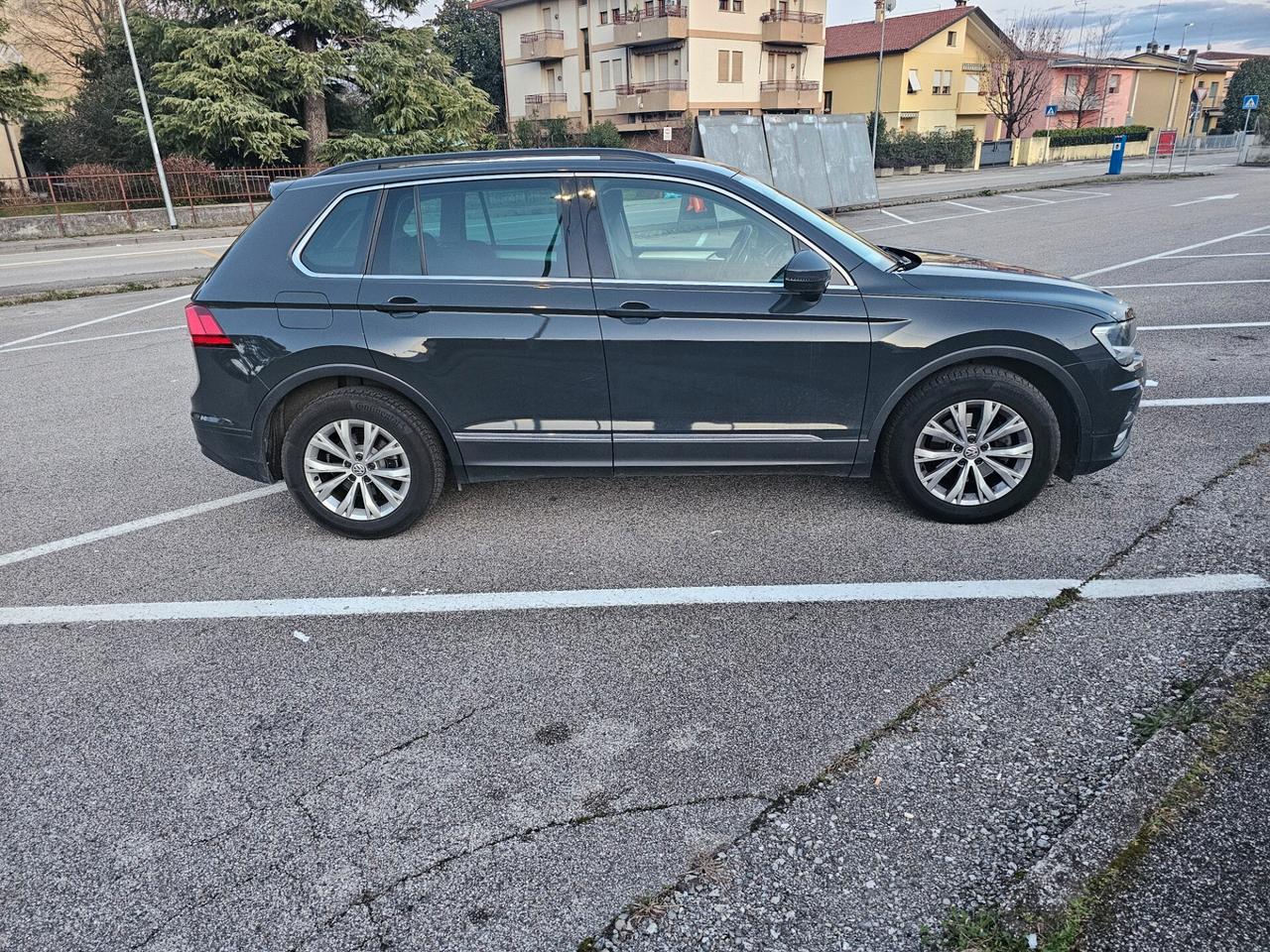 Volkswagen Tiguan 1.6 TDI SCR Business BlueMotion Technology